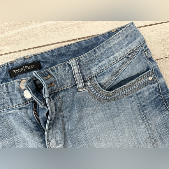 White House Black‎ Market Denim Skirt - Picture 3 of 6